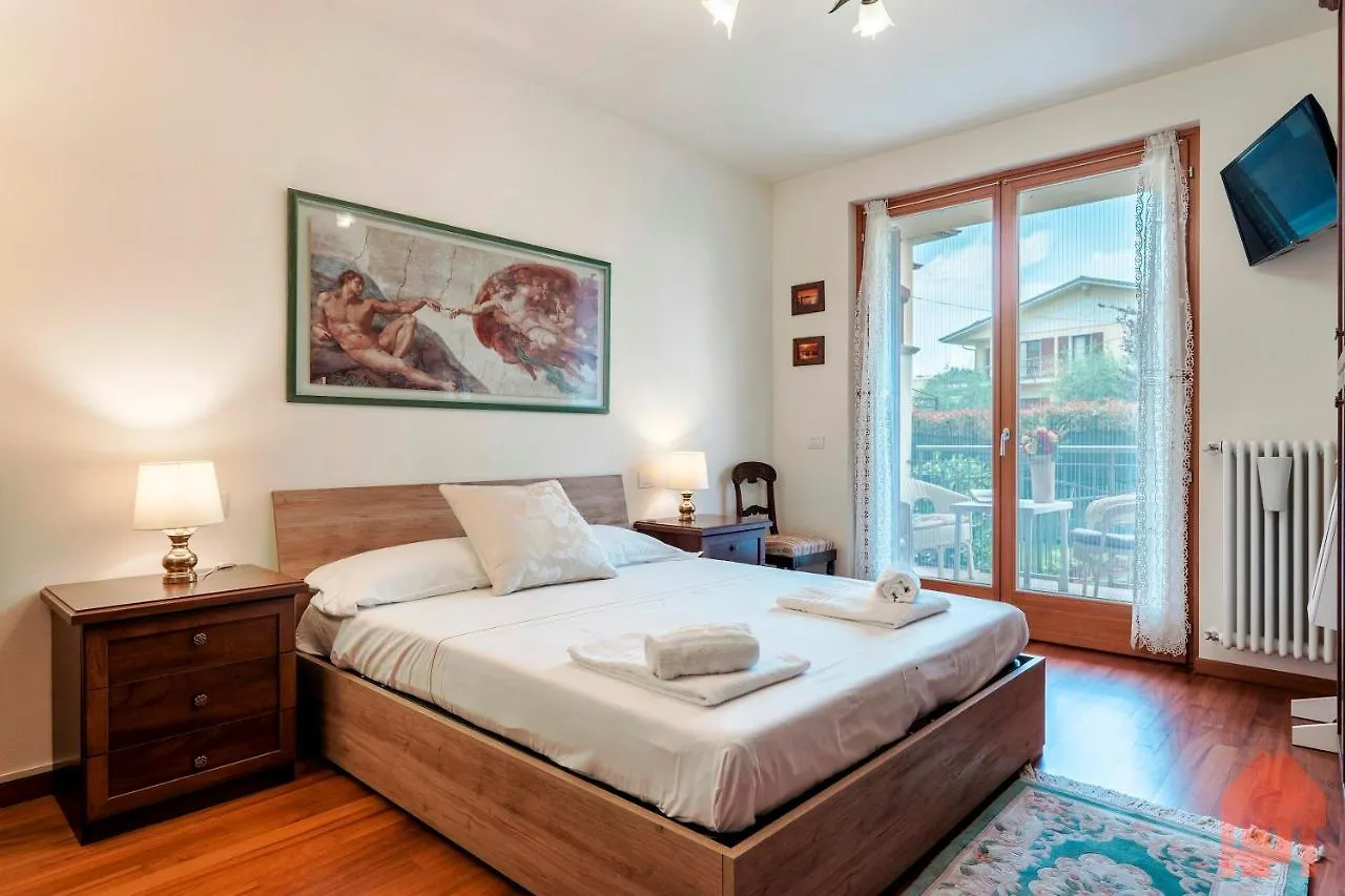 Holiday home Apt24 - Flaminia Apartment Desenzano del Garda Italy
