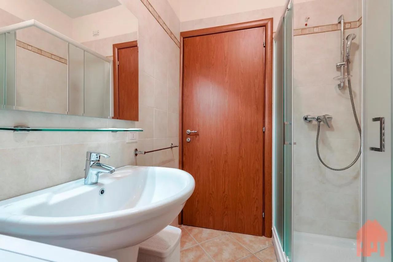 Apt24 - Flaminia Apartment Desenzano del Garda